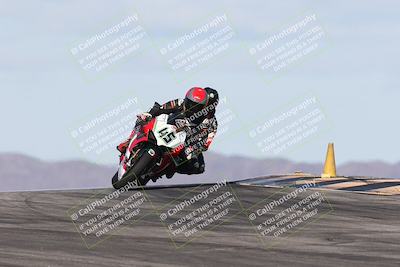 media/Nov-16-2025-Race Pace (Sun) [[8c5fa54630]]/Verified Riders/1-Turns 9 and 10 (925am)/